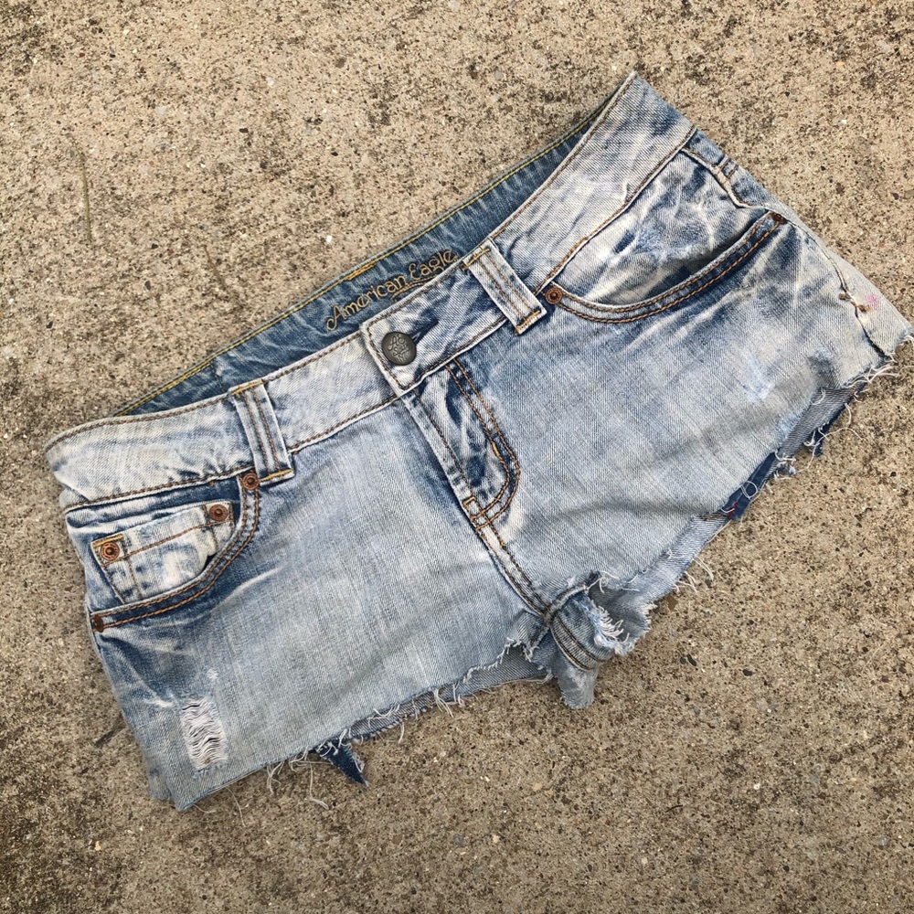 American Eagle Jean Shorts Size 6